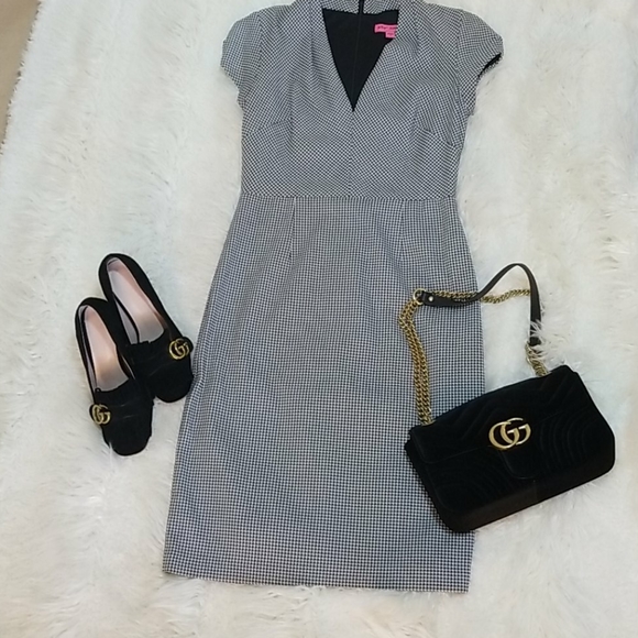 Dress - Picture 9 of 9